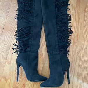 Pretty Girl Side Fringe Stiletto Boot